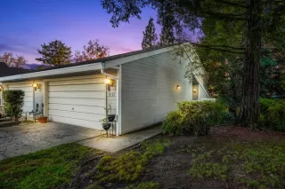 Photo #2: 223112920 Listing