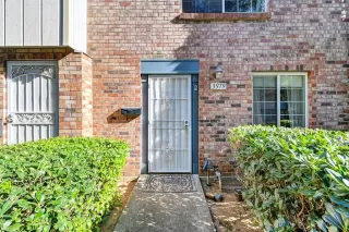 Photo #2: 223113249 Listing 