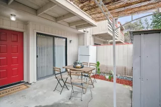 Photo #1: 223113325 Listing 