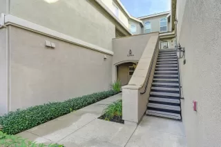 Photo #3: 223113448 Listing