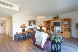 Photo #5: 223113640 Listing 