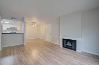 Photo #1: 223113992 Listing