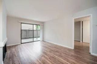 Photo #2: 223113992 Listing