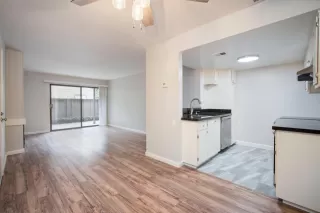 Photo #6: 223113992 Listing