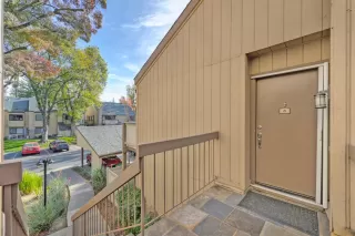 Photo #1: 223114046 Listing