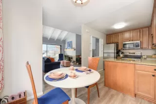 Photo #4: 223114046 Listing