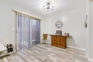 Photo #2: 223114420 Listing