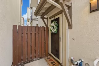 Photo #1: 223114430 Listing 