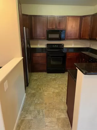 Photo #3: 223114613 Listing 