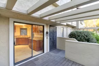 Photo #1: 223114956 Listing 