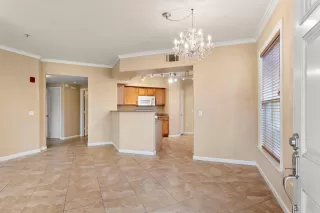 Photo #3: 223115386 Listing