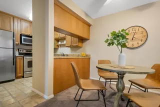 Photo #2: 223115466 Listing 