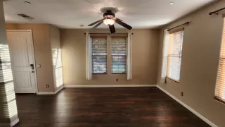 Photo #2: 223115610 Listing