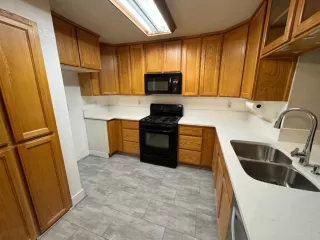 Photo #1: 223115683 Listing