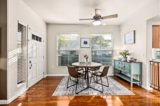 Photo #5: 223116166 Listing