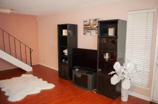 Photo #5: 223116314 Listing