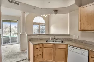 Photo #6: 223116647 Listing 