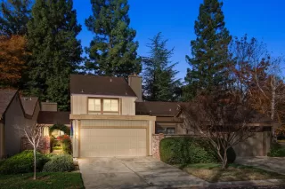 Photo #1: 223116749 Listing 