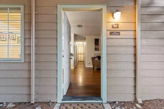 Photo #2: 223116948 Listing