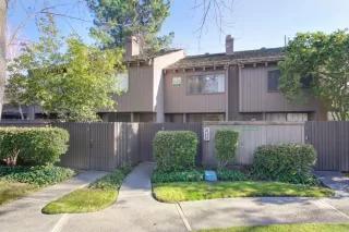 Photo #1: 223117013 Listing