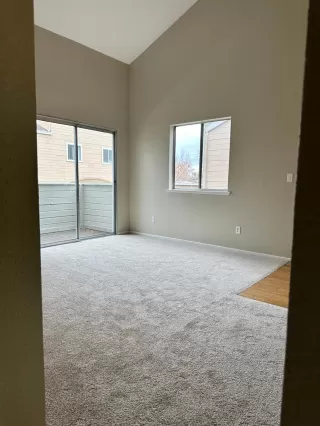 Photo #5: 223117038 Listing