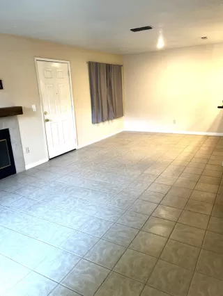 Photo #3: 223117135 Listing 