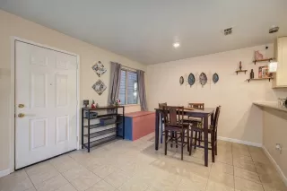 Photo #4: 223117135 Listing 