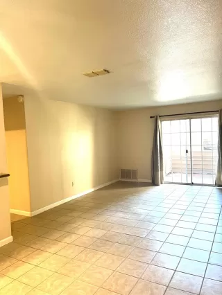 Photo #6: 223117135 Listing 