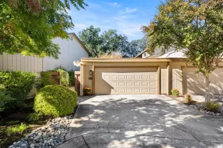 Photo #1: 223117218 Listing 