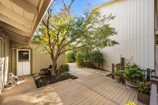 Photo #4: 223117218 Listing 