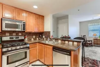 Photo #3: 223117298 Listing