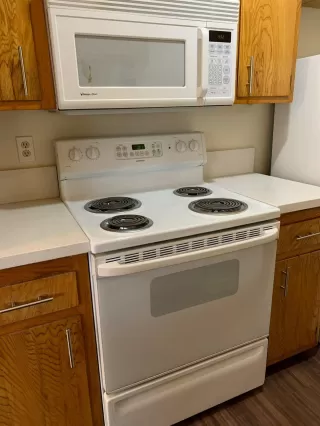 Photo #5: 223117816 Listing