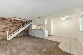 Photo #5: 224000405 Listing 