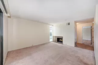 Photo #5: 224000501 Listing