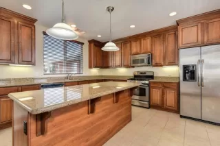 Photo #3: 224000537 Listing