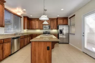 Photo #6: 224000537 Listing