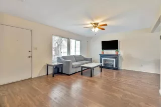 Photo #4: 224000562 Listing 