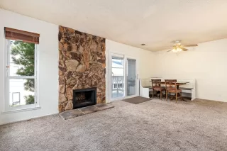 Photo #4: 224000754 Listing