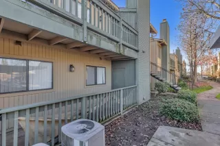 Photo #1: 224001126 Listing 