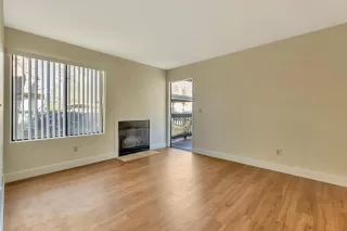 Photo #4: 224001126 Listing 