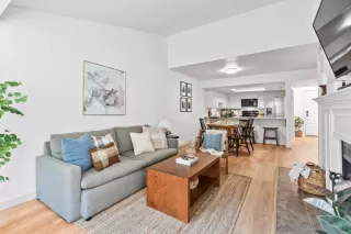 Photo #3: 224001545 Listing