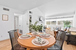 Photo #6: 224001545 Listing