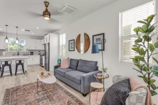 Photo #5: 224001820 Listing