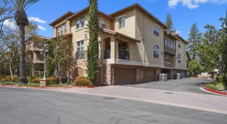 Photo #1: 224001850 Listing