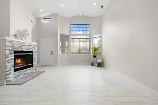 Photo #4: 224003200 Listing