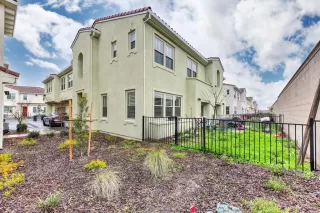 Photo #1: 224003224 Listing 