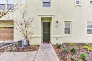 Photo #2: 224003224 Listing 