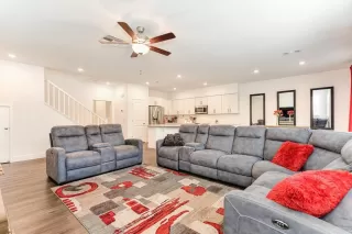 Photo #4: 224003224 Listing 