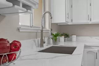 Photo #5: 224003421 Listing 