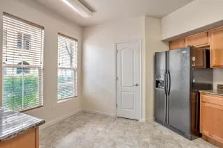 Photo #2: 224003939 Listing